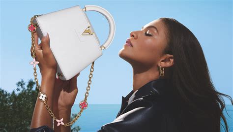 Zendaya it handbags